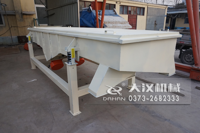 塑料顆粒直線振動(dòng)篩 塑料顆粒直線振動(dòng)篩